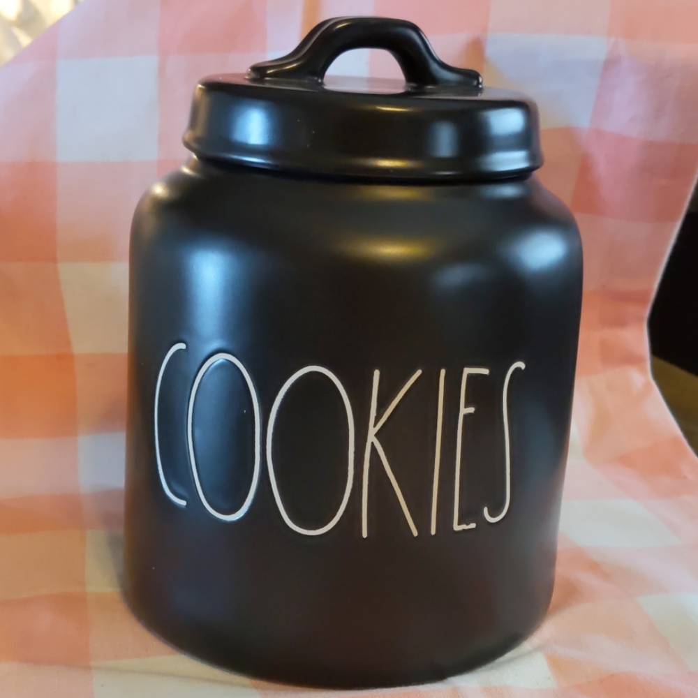 Rae Dunn Cookie Canister